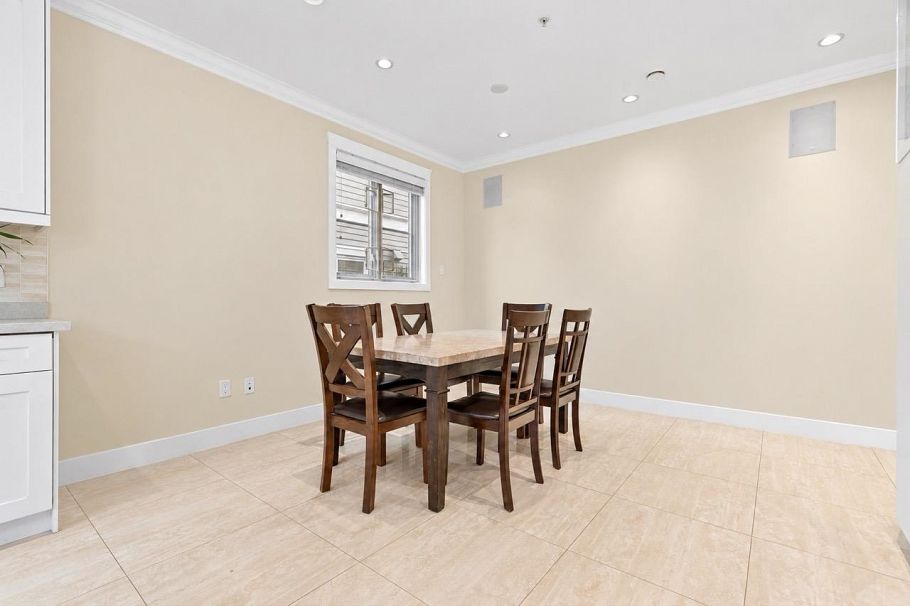 3895 Dumfries Street Vancouver, BC - 14