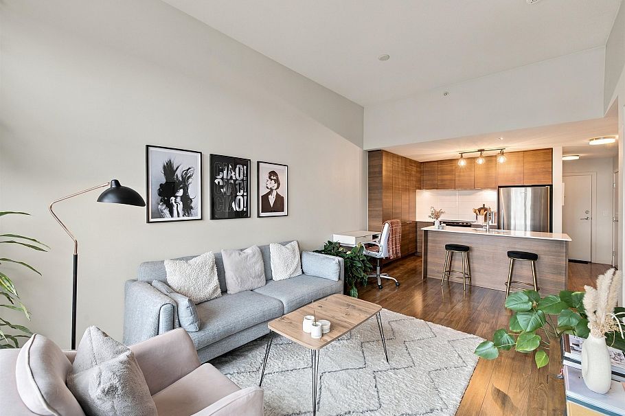 504 1677 Lloyd Avenue North Vancouver, BC - 9