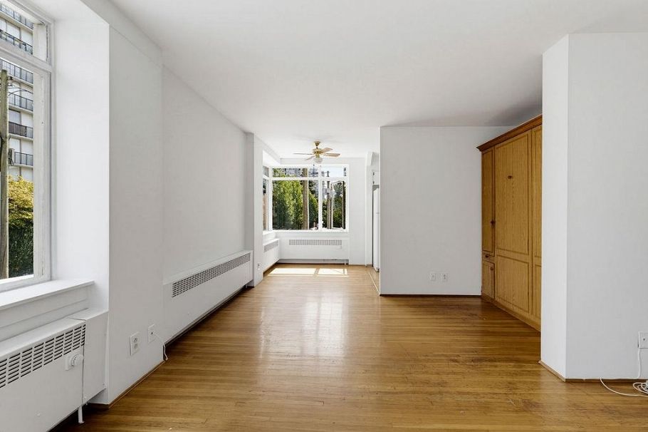 110 1975 Pendrell Street Vancouver, BC - 28