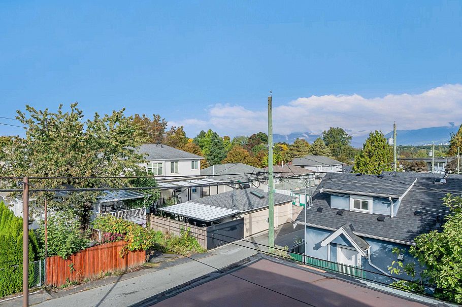 4195 Nanaimo Street Vancouver, BC - 16