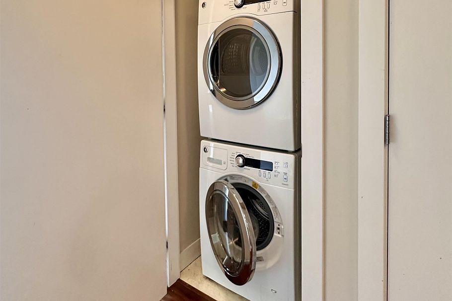 503 160 W 3rd Street North Vancouver, BC - 21