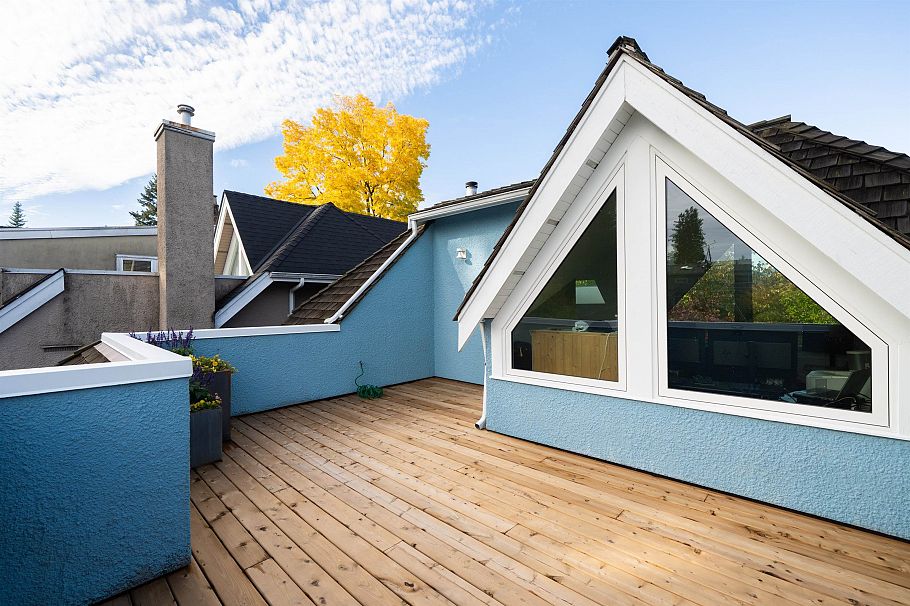 3328 W 30th Avenue Vancouver, BC - 24