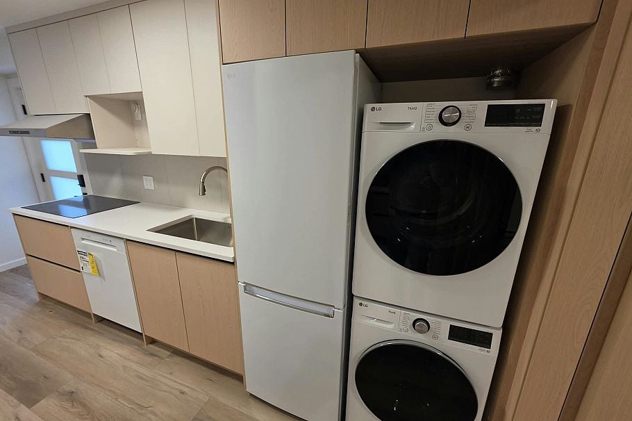 one bedroom basement-xx W 63 AVENUE, Vancouver BC V5X 2H6 Vancouver, BC - 5