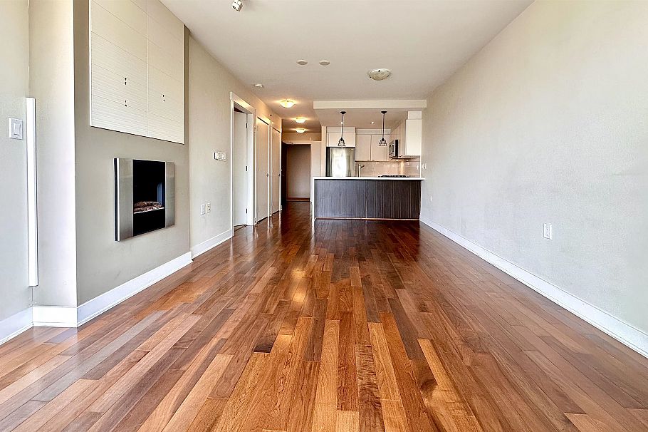 503 160 W 3rd Street North Vancouver, BC - 8