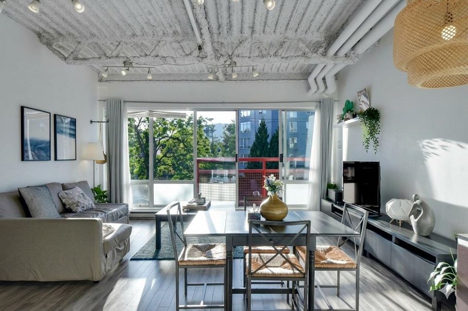 305 350 E 2nd Avenue Vancouver, BC - 2