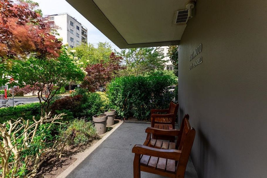 110 1975 Pendrell Street Vancouver, BC - 33