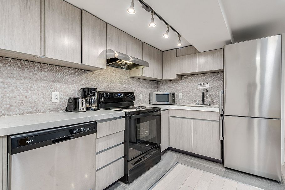003 1425 HARO STREET, Vancouver BC V6G 1G2 Vancouver, BC - 10