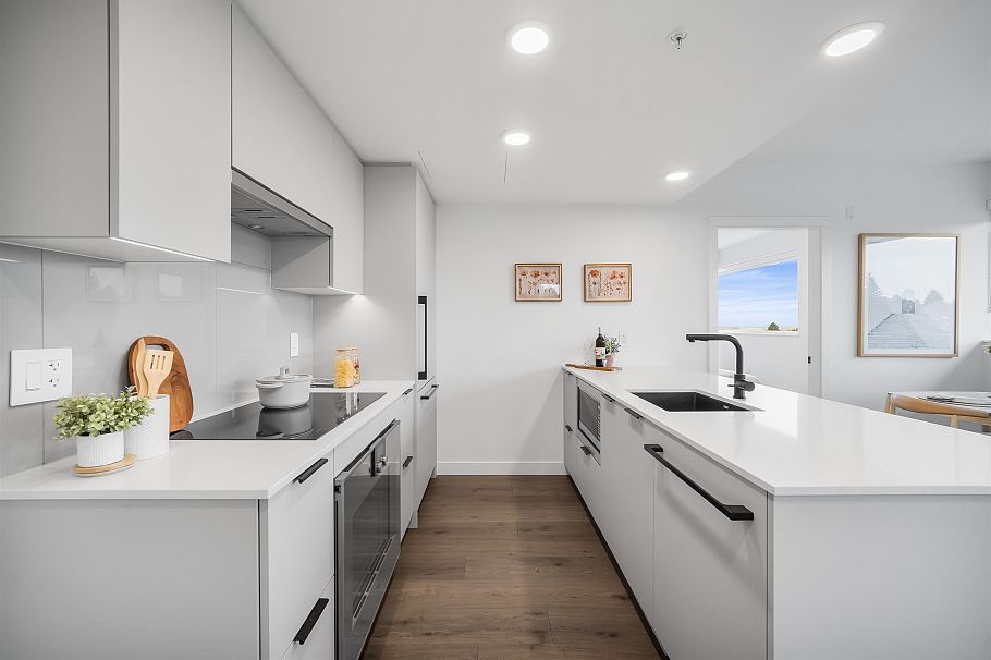 602 8030 Oak Street Vancouver, BC - 6