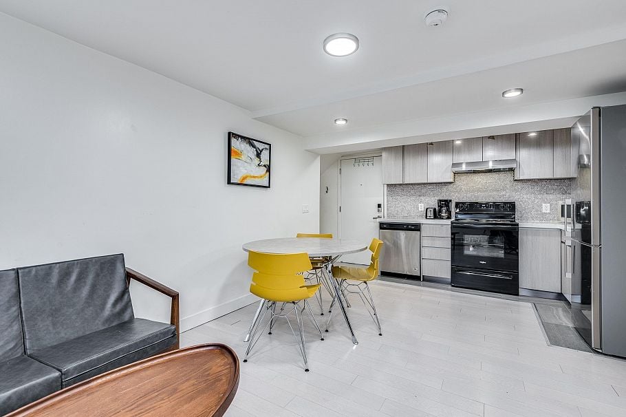 003 1425 HARO STREET, Vancouver BC V6G 1G2 Vancouver, BC - 1