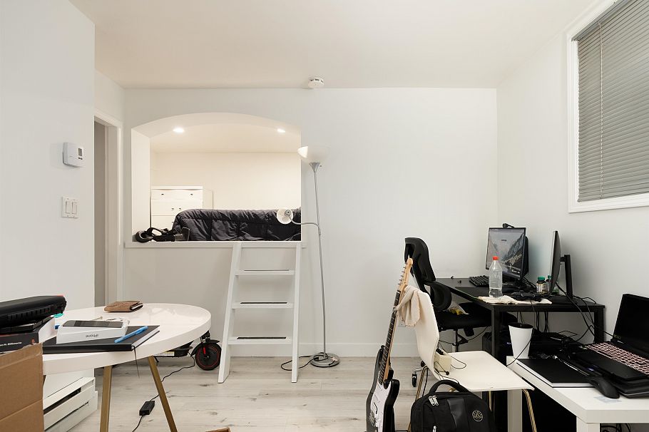 3328 W 30th Avenue Vancouver, BC - 26