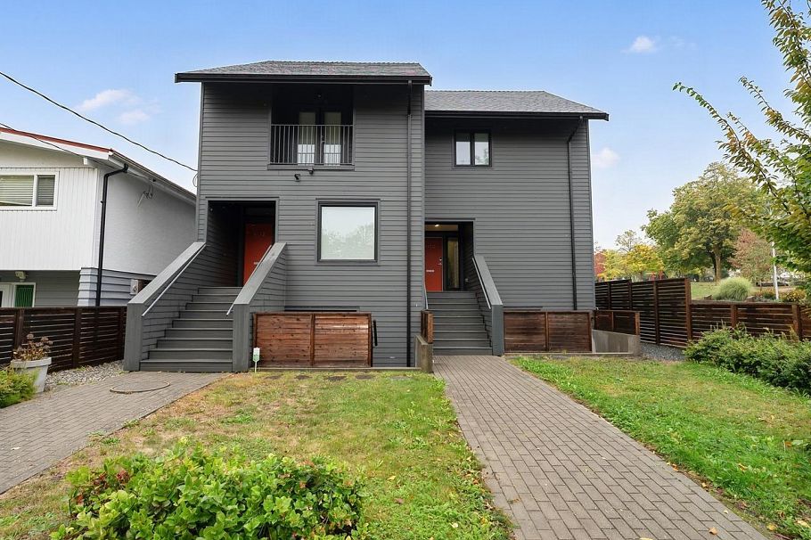 4136 Beatrice Street Vancouver, BC - 1