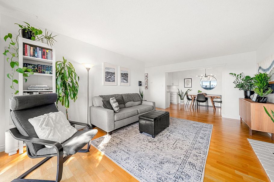204 150 E 5th Street North Vancouver, BC - 14