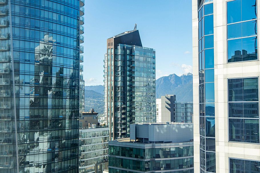 2704 1111 Alberni Street Vancouver, BC - 18