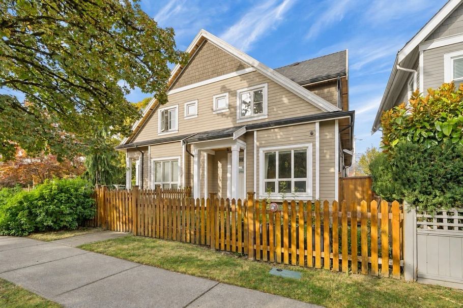 3895 Dumfries Street Vancouver, BC - 34