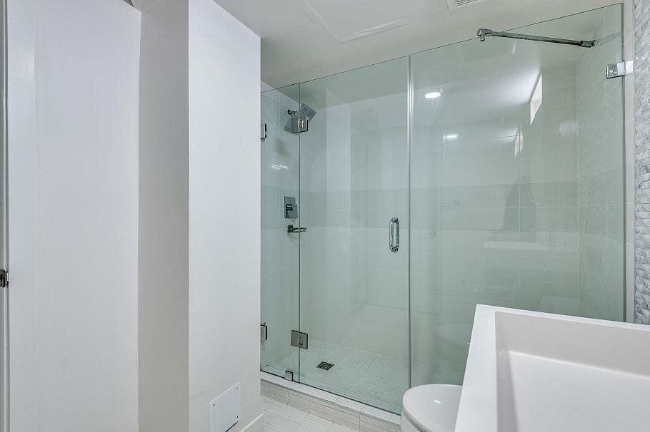 003 1425 HARO STREET, Vancouver BC V6G 1G2 Vancouver, BC - 2