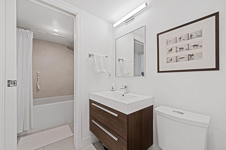 603 130 E 2nd Street North Vancouver, BC - 23