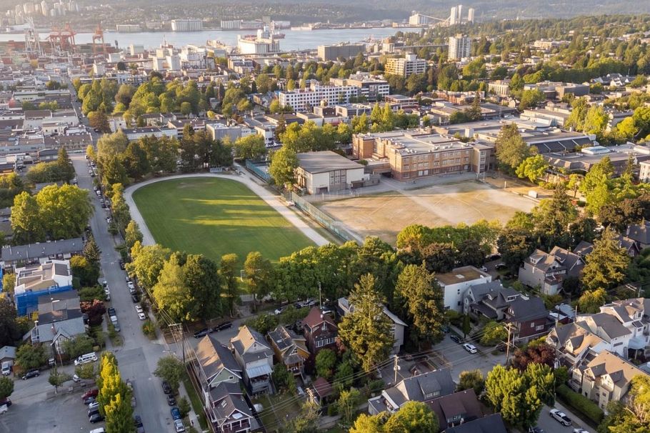 1345 Woodland Drive Vancouver, BC - 31