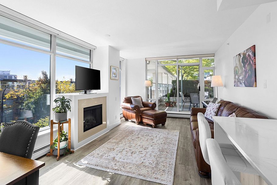 306 158 W 13th Street North Vancouver, BC - 9