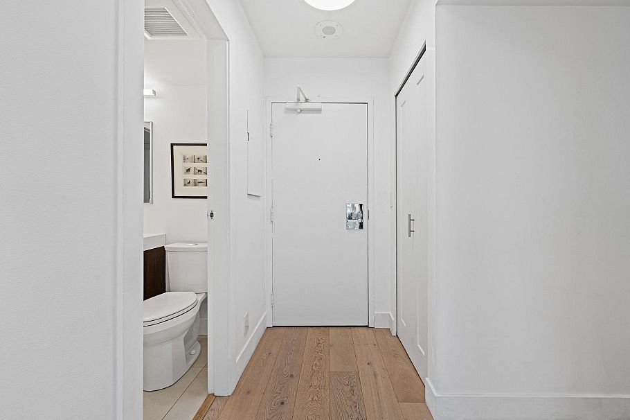 603 130 E 2nd Street North Vancouver, BC - 26