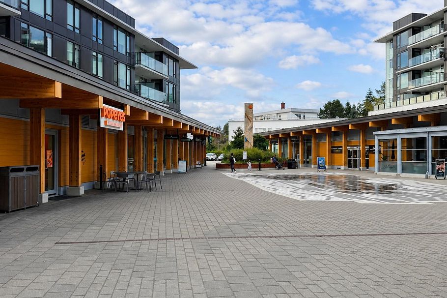 303 5410 Shortcut Road Vancouver, BC - 23