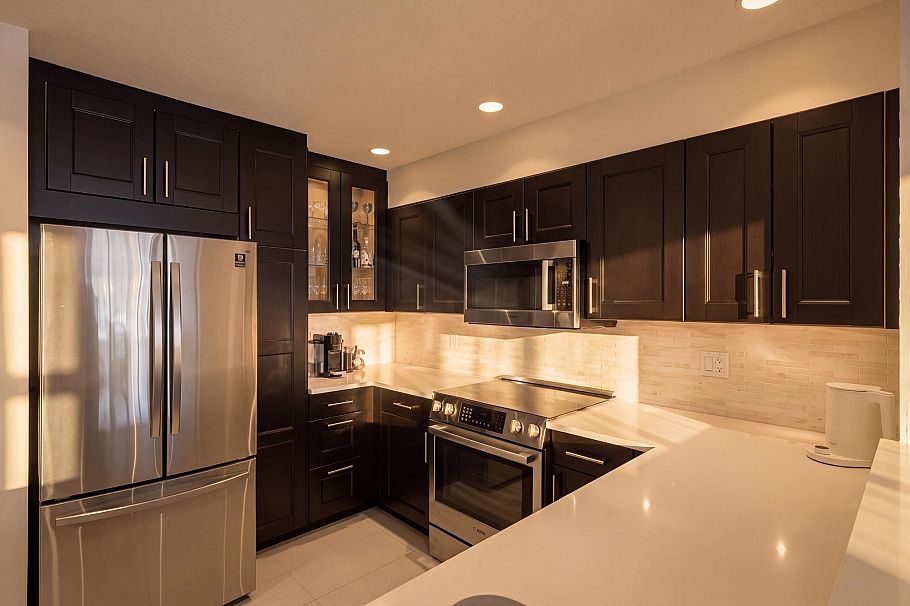 312 3480 Main Street Vancouver, BC - 4