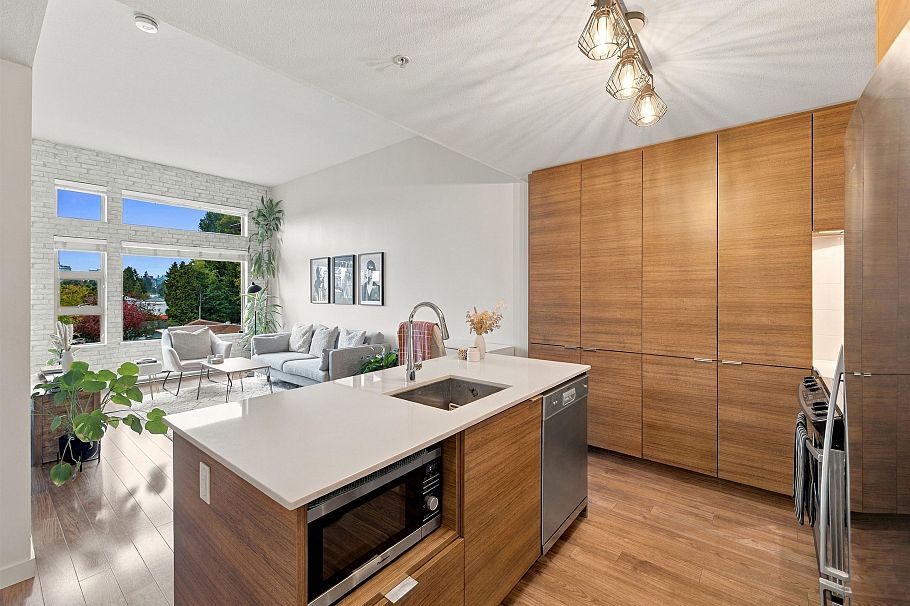 504 1677 Lloyd Avenue North Vancouver, BC - 15