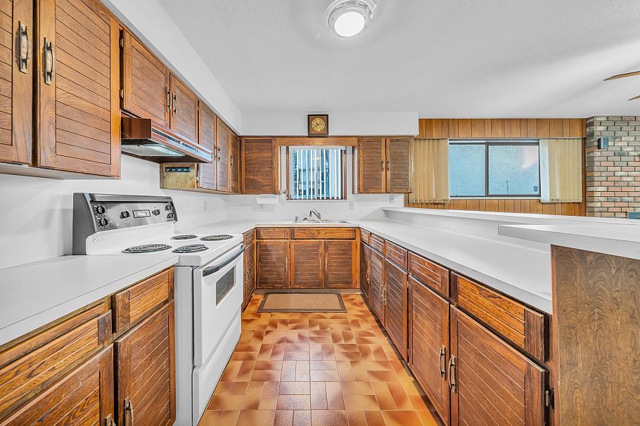 4195 Nanaimo Street Vancouver, BC - 22