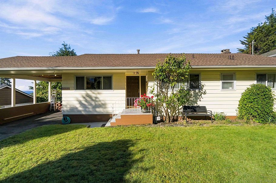 4243 Delbrook Avenue North Vancouver, BC - 5