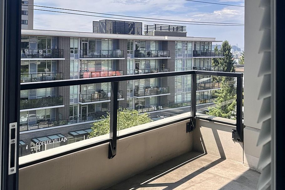 503 160 W 3rd Street North Vancouver, BC - 18