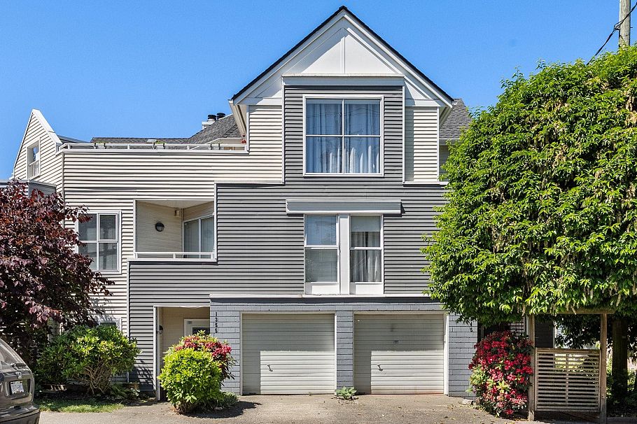 1345 Woodland Drive Vancouver, BC - 2