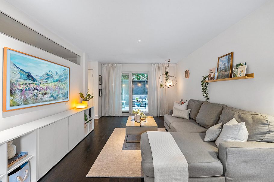 1339 W 8th Avenue Vancouver, BC - 7