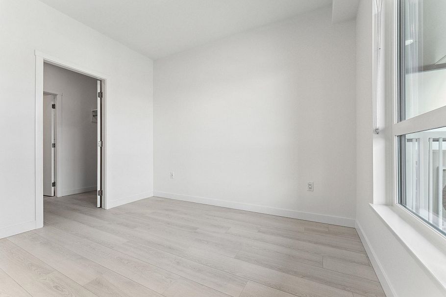 619 3594 Malsum Drive North Vancouver, BC - 27