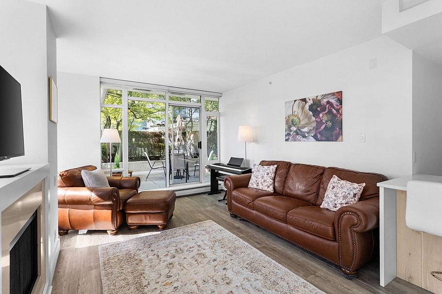 306 158 W 13th Street North Vancouver, BC - 7