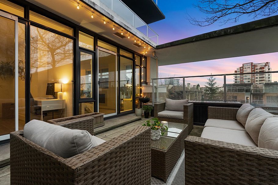 306 158 W 13th Street North Vancouver, BC - 29