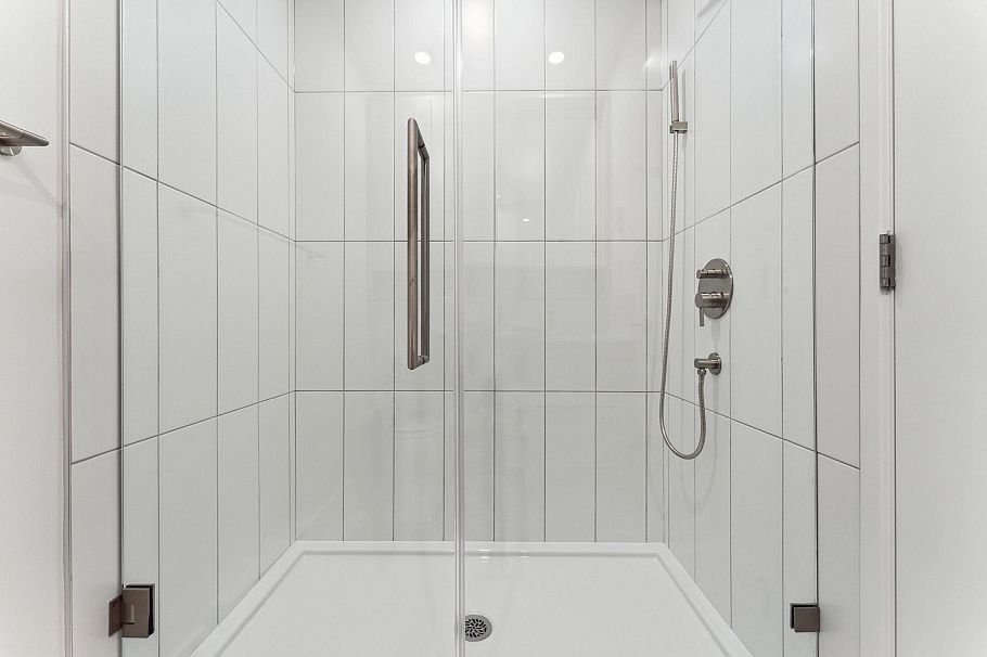 619 3594 Malsum Drive North Vancouver, BC - 25