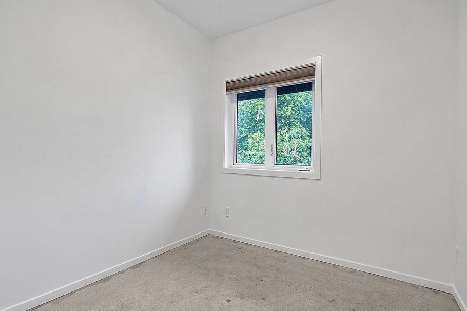 4136 Beatrice Street Vancouver, BC - 17