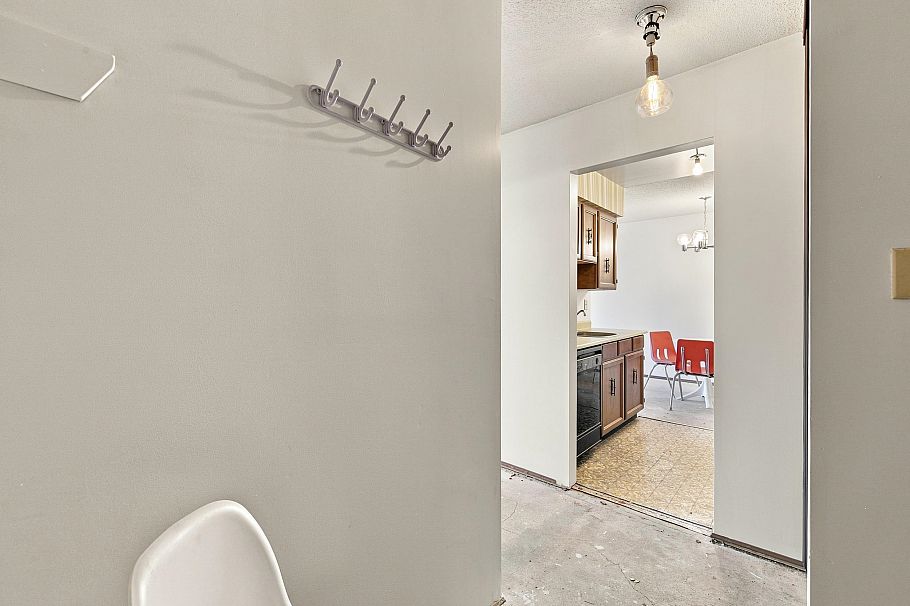 205 1825 W 8th Avenue Vancouver, BC - 14
