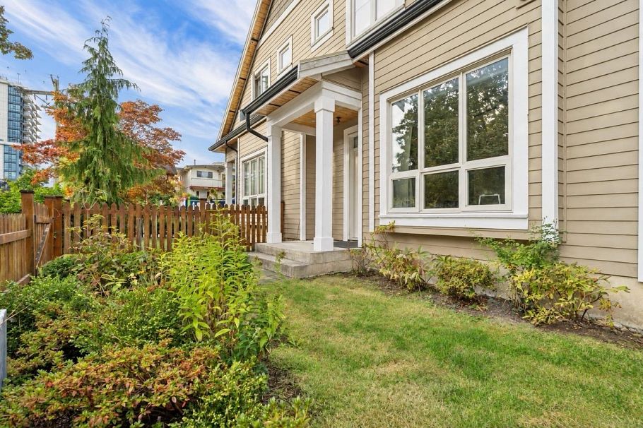 3895 Dumfries Street Vancouver, BC - 30