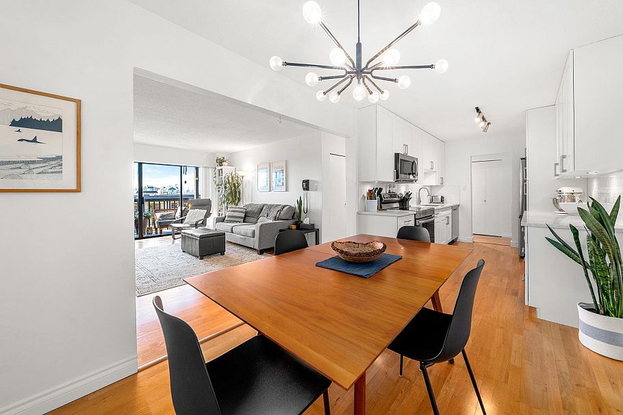 204 150 E 5th Street North Vancouver, BC - 27
