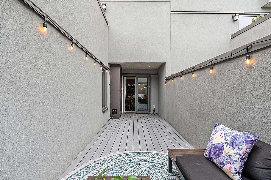 1339 W 8th Avenue Vancouver, BC - 18