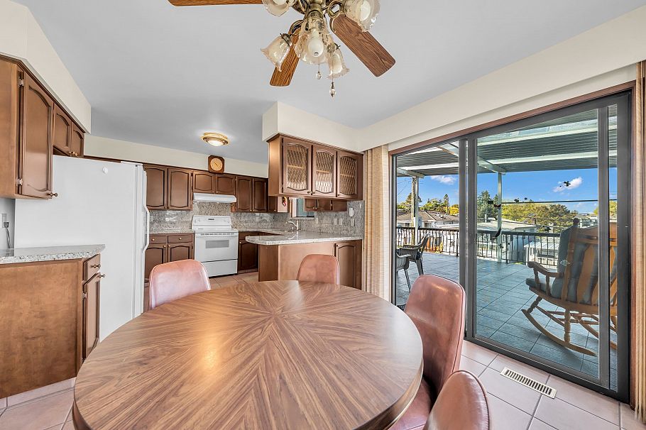 4195 Nanaimo Street Vancouver, BC - 12