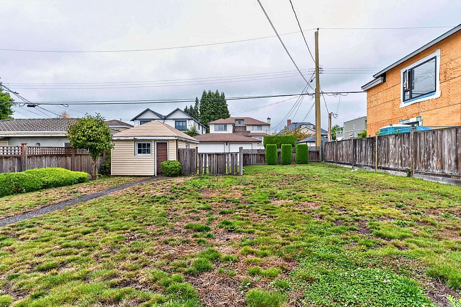 2345 W 18th Avenue Vancouver, BC - 34