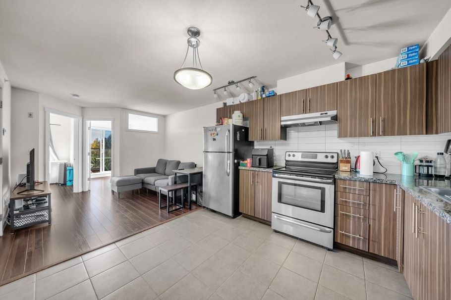 PH7 1239 Kingsway Vancouver, BC - 19