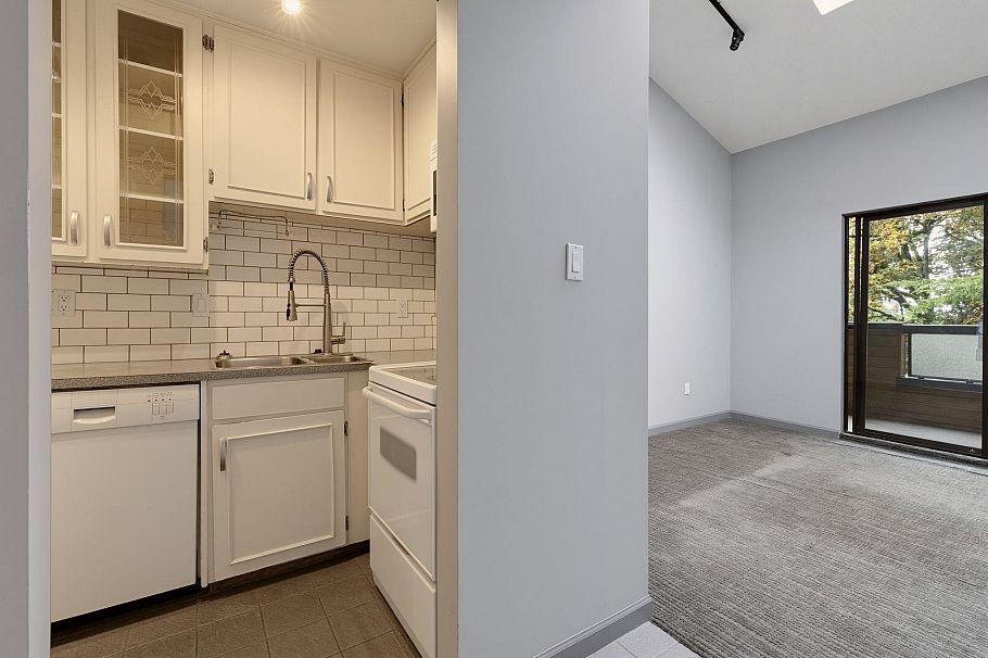 301 1930 W 3rd Avenue Vancouver, BC - 28