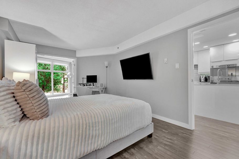 B110 1331 Homer Street Vancouver, BC - 23