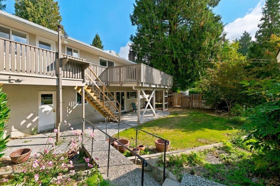 4295 Nottingham Road North Vancouver, BC - 25