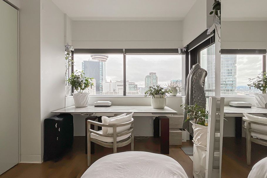 2005 838 W Hastings Street Vancouver, BC - 13