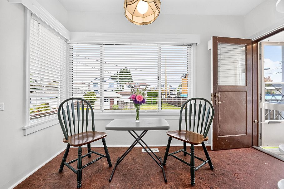 2345 W 18th Avenue Vancouver, BC - 13