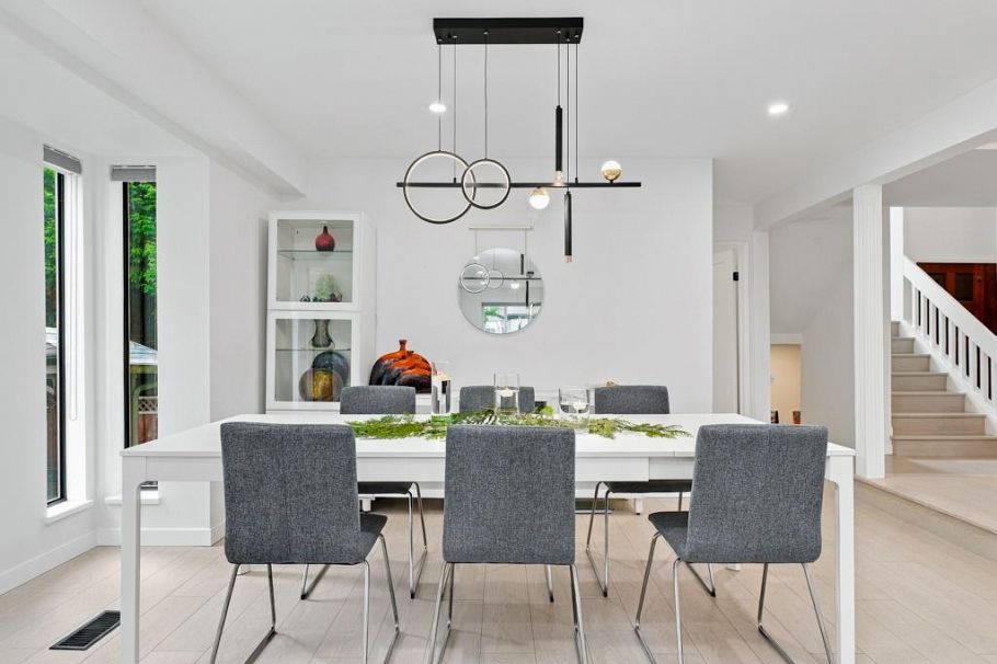 2045 Kirkstone Road North Vancouver, BC - 10