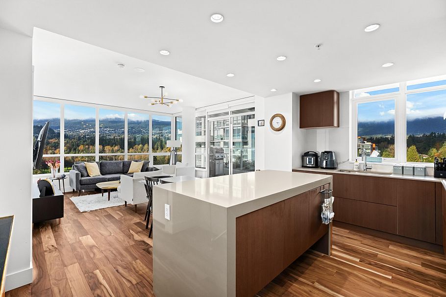 1107 1632 Lions Gate Lane North Vancouver, BC - 2